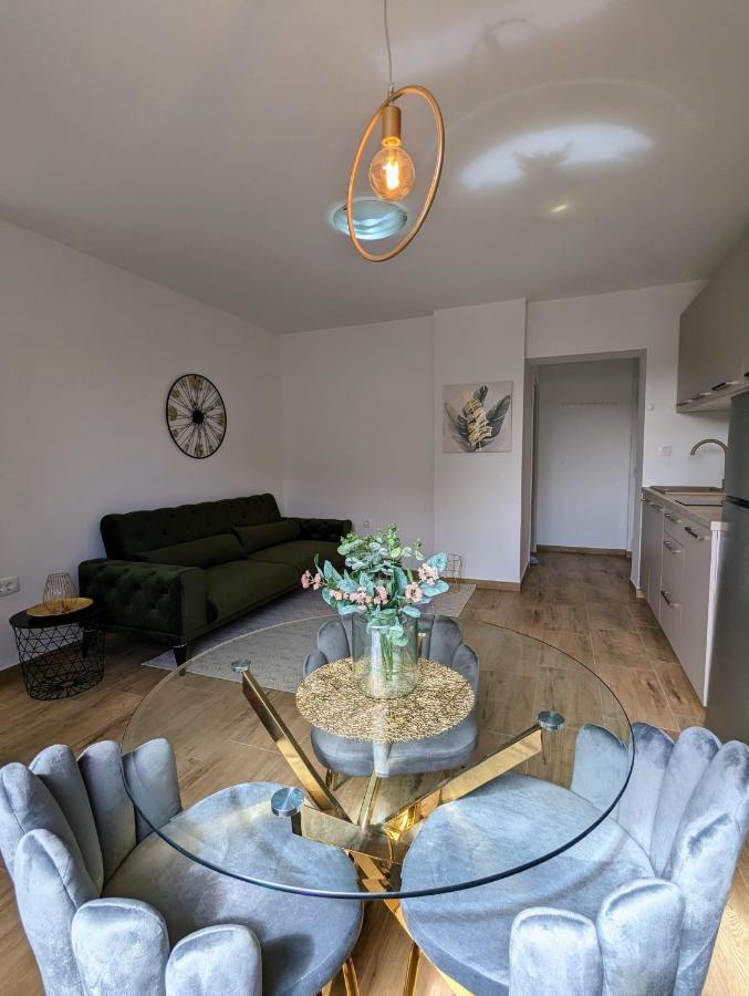 Kricin Sea Apartment บัชกา ภายนอก รูปภาพ