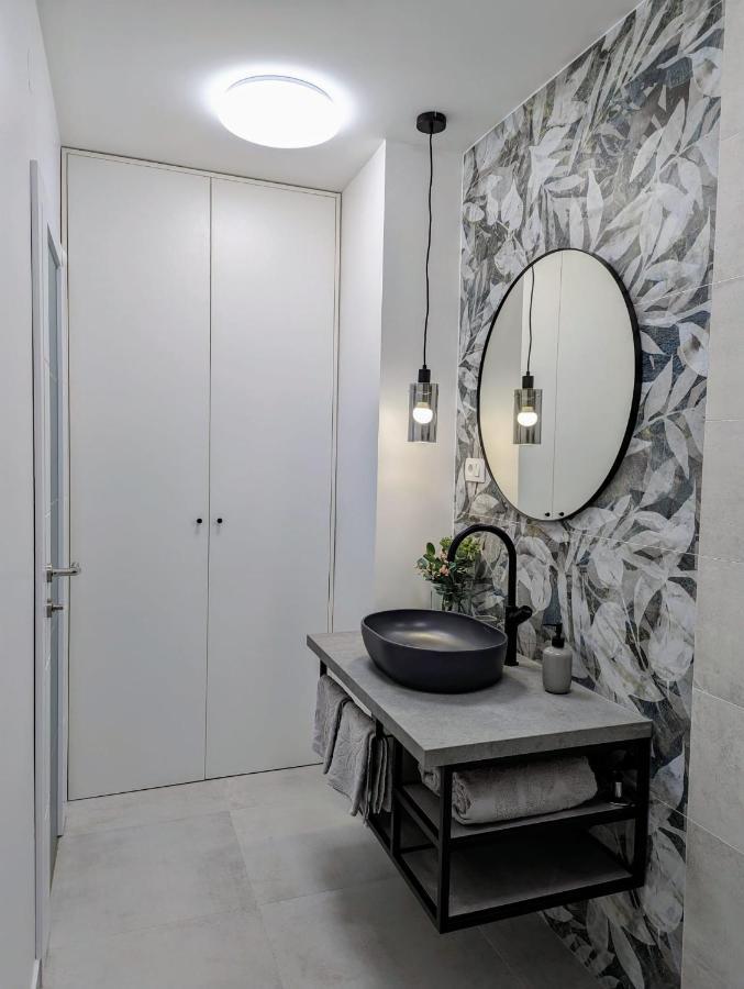 Kricin Sea Apartment บัชกา ภายนอก รูปภาพ