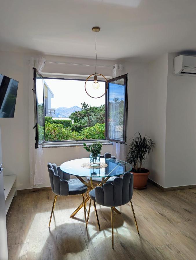 Kricin Sea Apartment บัชกา ภายนอก รูปภาพ